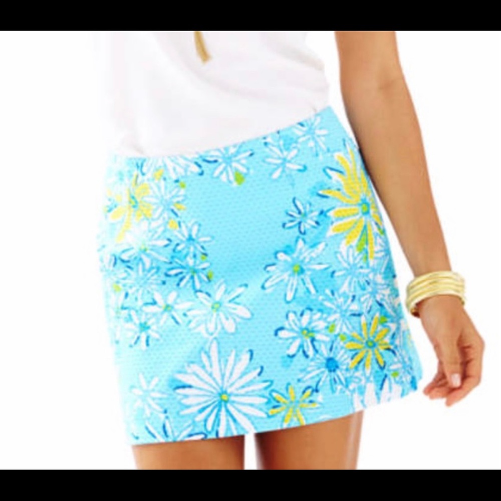 Lilly Pulitzer Tate Skirt Breakwater Daisy Blue Floral Mini Size 00 NWT